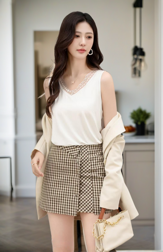 Stylish V-Neck Tank Top for Women #789006