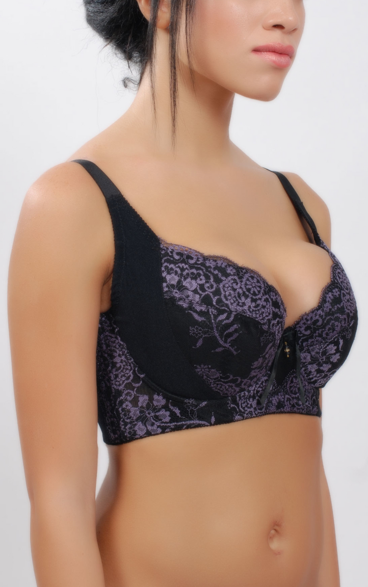 Black Floral Lace Padded Bra – Side angle, highlighting the back-smoothing band and intricate lace design.