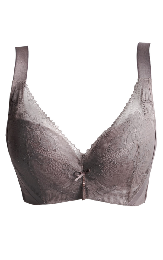 Elegant full cup lace bra with wide adjustable straps, featuring breathable cotton and floral lace design, perfect as an everyday contour bra with back-smoothing effect.