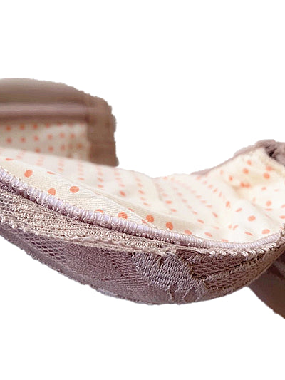 Detailed close-up of the cup padding and inner lining of the Charming Beauty Push-Up Bra, showing the soft, breathable cotton and ergonomic design for skin health.