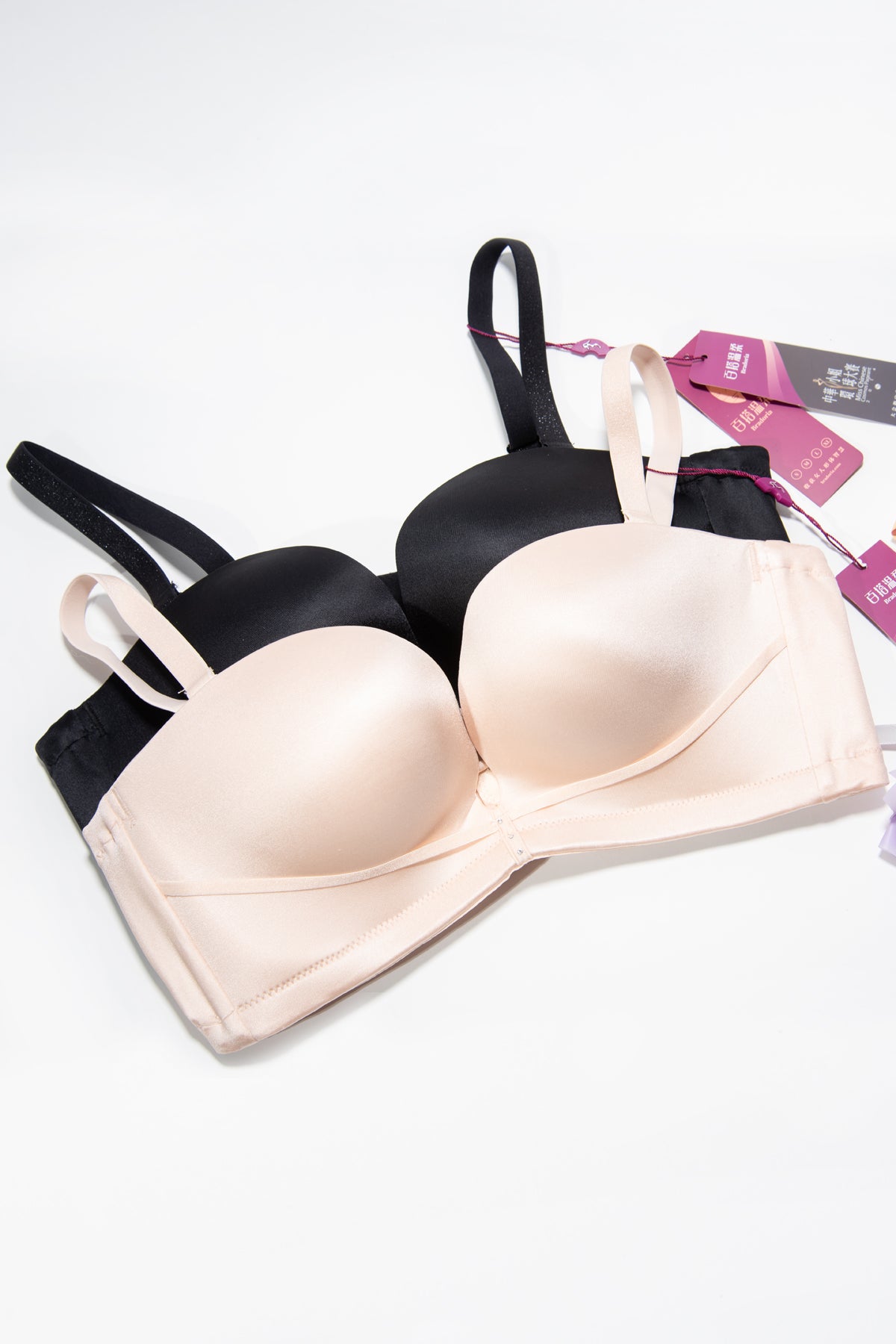 Strapless Wireless Push-Up Contour Bra - Multi-Way | Bradoria