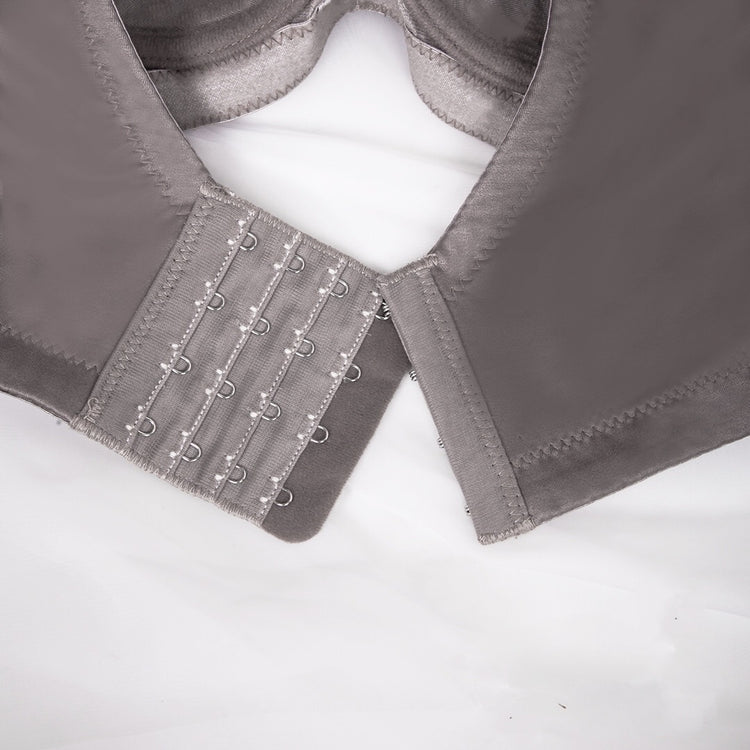 Back view of the wide sidebands, showing the back-smoothing design that reduces bulges for a seamless look under clothes.